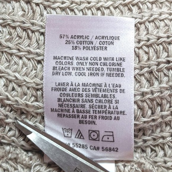 Express | Cable Knit Keyhole Back Pullover Sweater - Picture 8 of 9